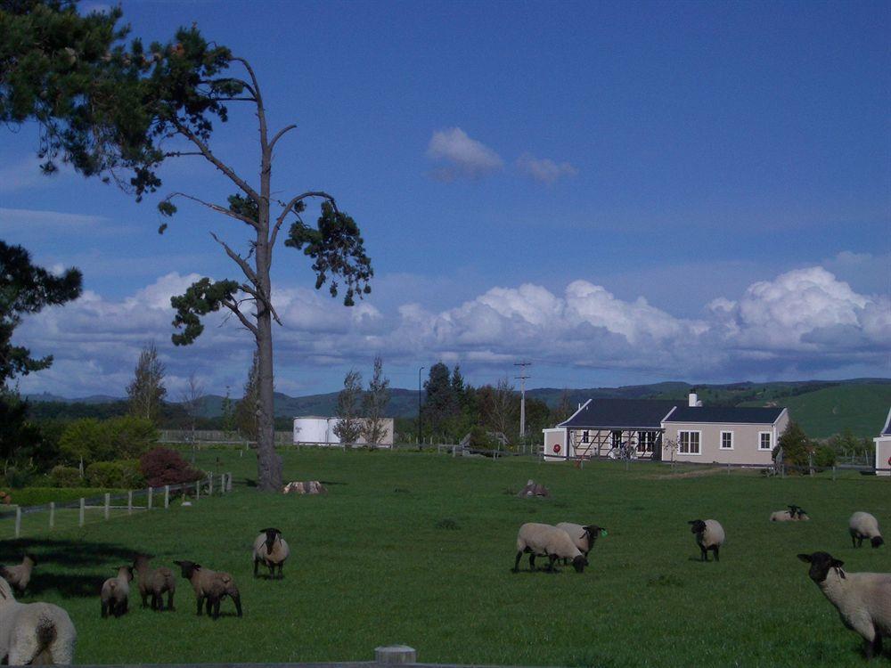 Brackenridge Country Retreat & Spa Martinborough Exterior photo