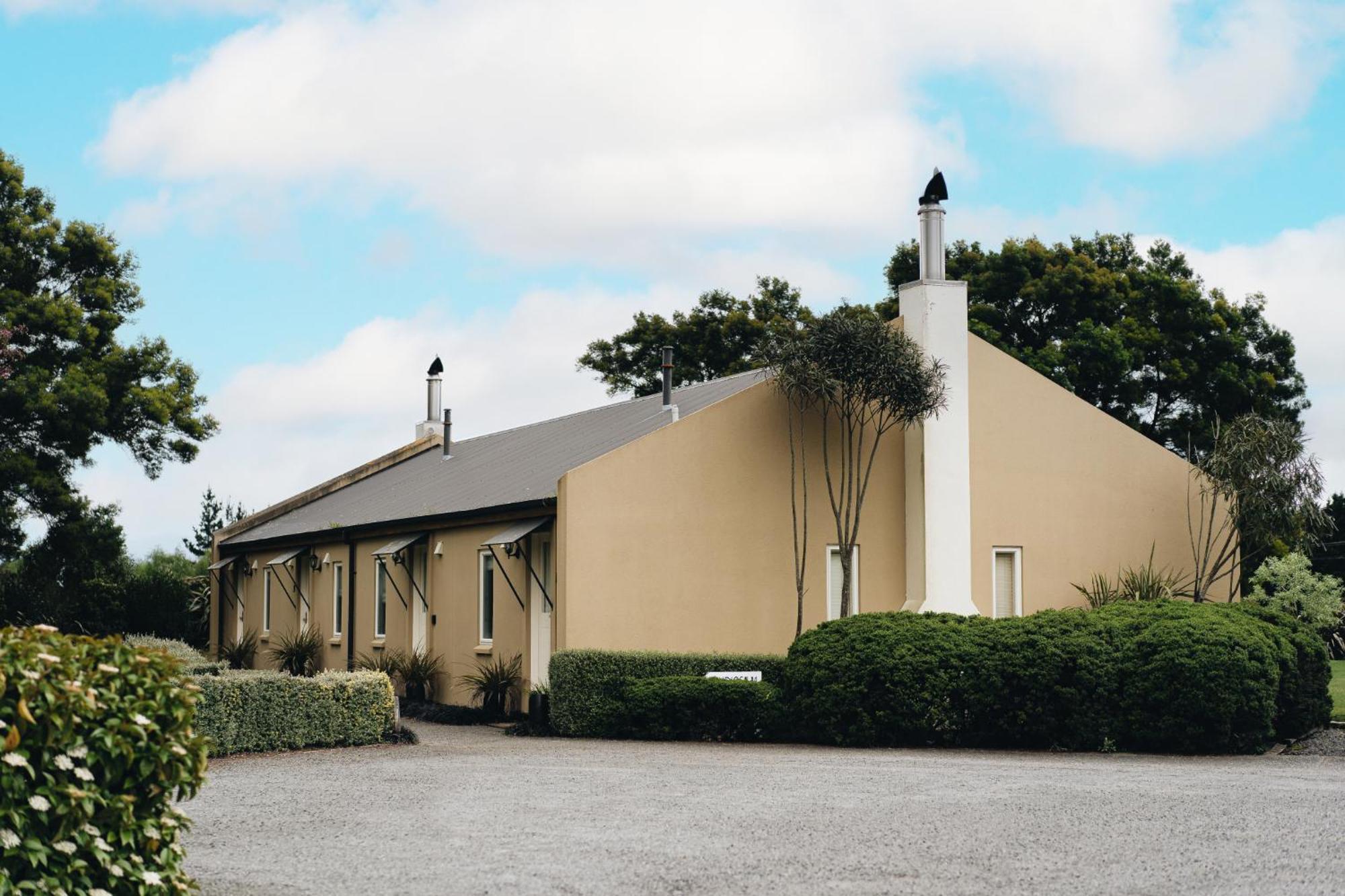 Brackenridge Country Retreat & Spa Martinborough Exterior photo